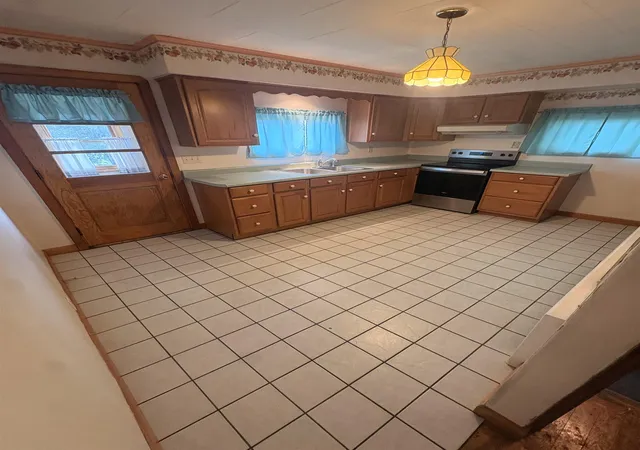 Photo 4 of Single family home for sale at 246 Bridge St, Berlin, NH 03570 | MLS# 5108053 | Listing updated on 2026-09-03