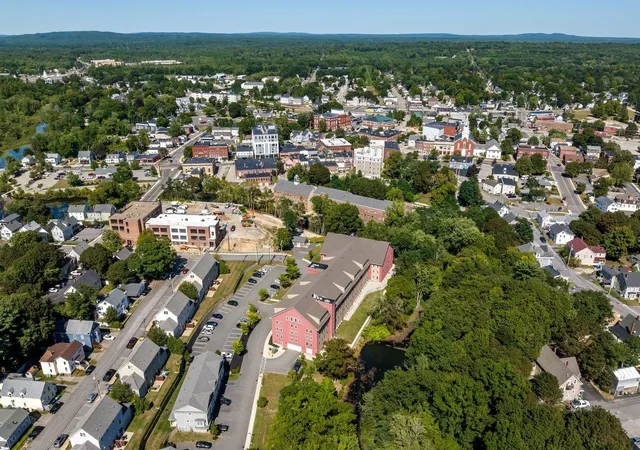 Photo 3 of Condo for sale at 27 Fownes Ml Ct #17, Rochester, NH 03867 | MLS# 5108064 | Listing updated on 2026-09-17