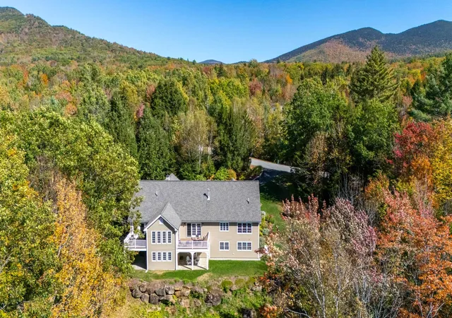 Photo 3 of Single family home for sale at 84 Cameron Dr, Jackson, NH 03846 | MLS# 5108080 | Listing updated on 2026-09-06