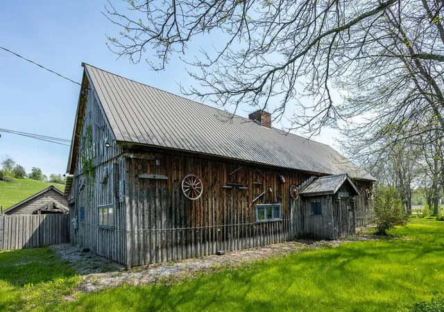 Photo 1 of Single family home for sale at 425 Rt 30 N, Pawlet, VT 05775 | MLS# 5108082 | Listing updated on 2026-09-12