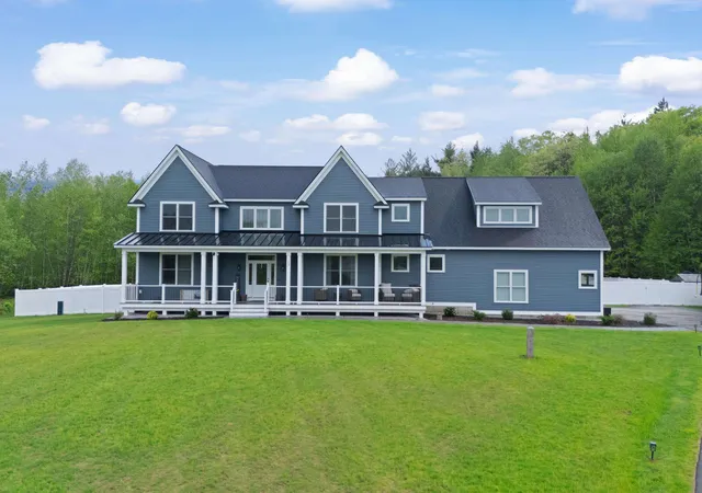 Single family home for sale at 13 Stone Crk Dr, Exeter, NH 03833 | MLS# 5108100