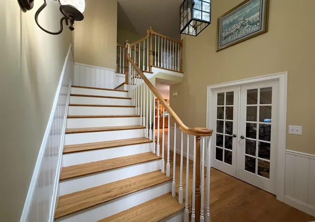 Photo 3 of Single family home for sale at 7 Palmer Dr, Kensington, NH 03833 | MLS# 5108110 | Listing updated on 2026-09-16