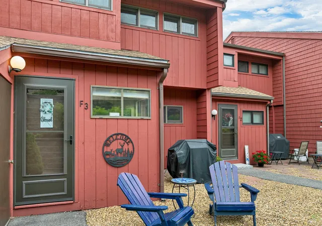 Photo 3 of Townhouse for sale at 50 Scenic Dr #F3, Gilford, NH 03249 | MLS# 5108112 | Listing updated on 2026-09-10