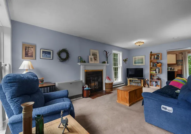 Photo 3 of Townhouse for sale at 7 Ne Village Rd #7, Concord, NH 03301 | MLS# 5108114 | Listing updated on 2026-09-03