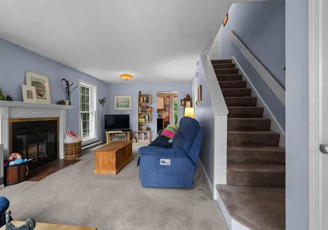 Photo 3 of Townhouse for sale at 7 NE Village Rd #7, Concord, NH 03301 | MLS# 5108114 | Listing updated on 2026-09-19
