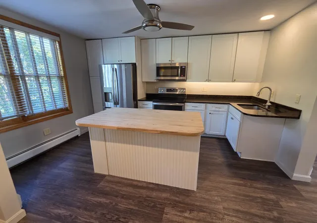 Photo 3 of Townhouse for sale at 14 Stonehedge Dr #M-14, South Burlington, VT 05403 | MLS# 5108117 | Listing updated on 2026-09-04