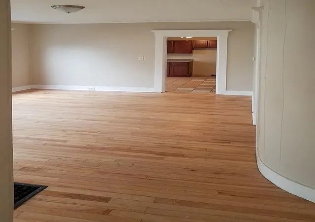 Photo 3 of Multi family home for sale at 18 South St, Manchester, NH 03104 | MLS# 5108123 | Listing updated on 2026-09-03