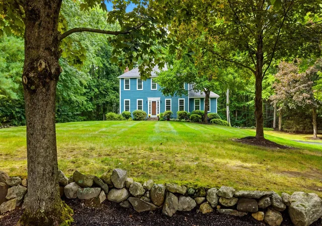 Photo 2 of Single family home for sale at 50 Munroe Dr, East Hampstead, NH 03826 | MLS# 5108136 | Listing updated on 2026-09-10