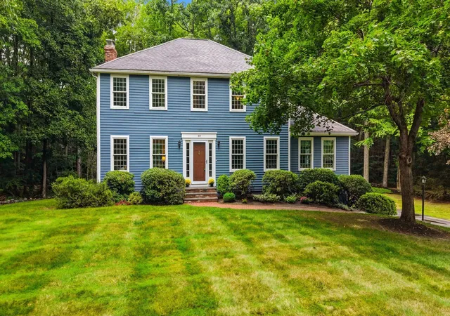 Photo 3 of Single family home for sale at 50 Munroe Dr, East Hampstead, NH 03826 | MLS# 5108136 | Listing updated on 2026-09-10