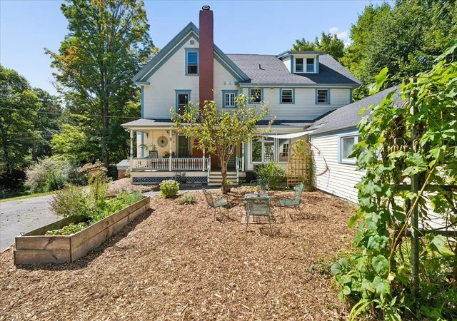 Photo 3 of Single family home for sale at 150 View St, Franklin, NH 03235 | MLS# 5108141 | Listing updated on 2026-09-09