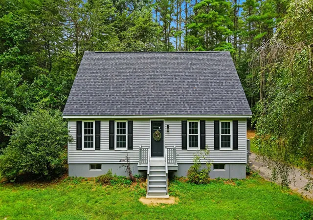 Photo 1 of Single family home for sale at 7 James Henry Dr, Barrington, NH 03825 | MLS# 5108152 | Listing updated on 2026-09-10