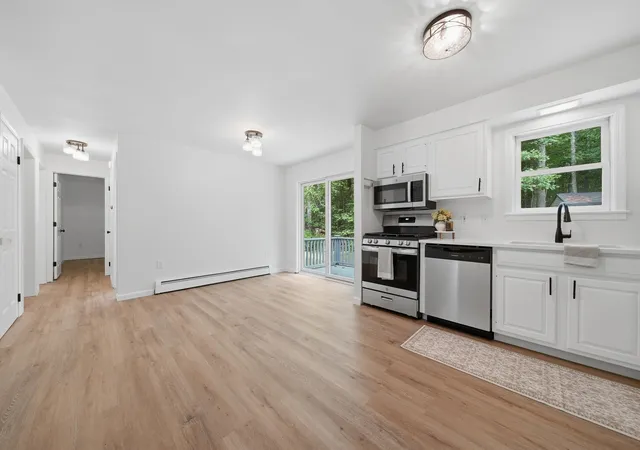 Photo 2 of Single family home for sale at 7 James Henry Dr, Barrington, NH 03825 | MLS# 5108152 | Listing updated on 2026-09-10