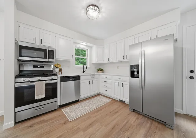 Photo 3 of Single family home for sale at 7 James Henry Dr, Barrington, NH 03825 | MLS# 5108152 | Listing updated on 2026-09-10