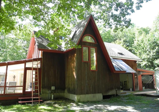 Photo 3 of Sale Pending at 321 Hackleboro Rd, Canterbury, NH 03224 | MLS# 5108169 | Listing updated on 2026-09-12