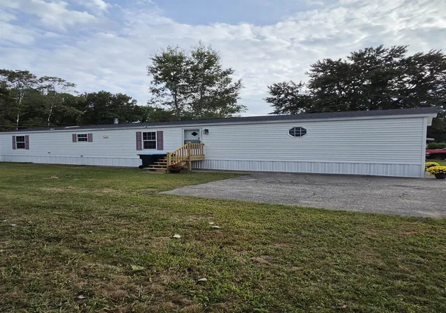 Photo 3 of Manufactured home for sale at 26 Longmeadow Dr, Concord, NH 03301 | MLS# 5108178 | Listing updated on 2026-09-16