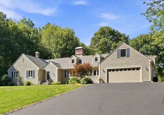 Single family home for sale at 9 Audley Div, Bow, NH 03304 | MLS# 5108189