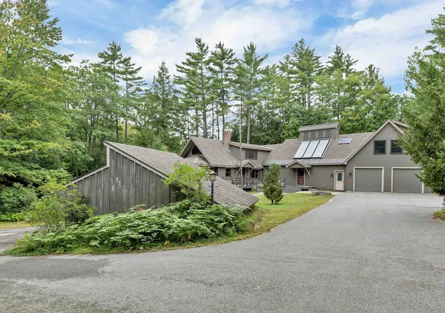 Single family home for sale at 26 N Mayhew Turnpike, Hebron, NH 03241 | MLS# 5108202