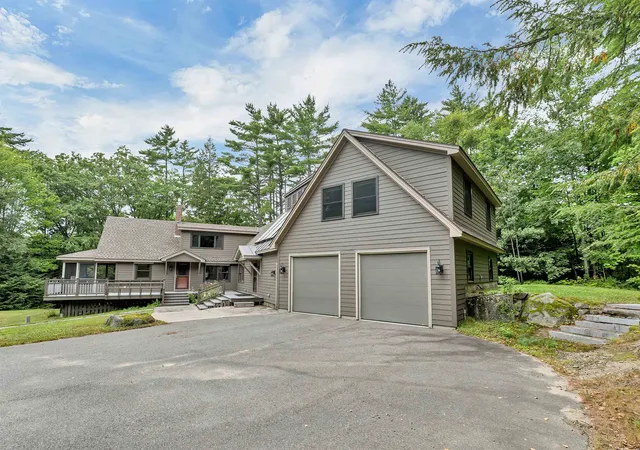 Photo 1 of Single family home for sale at 26 N Mayhew Turnpike, Hebron, NH 03241 | MLS# 5108202 | Listing updated on 2026-10-27