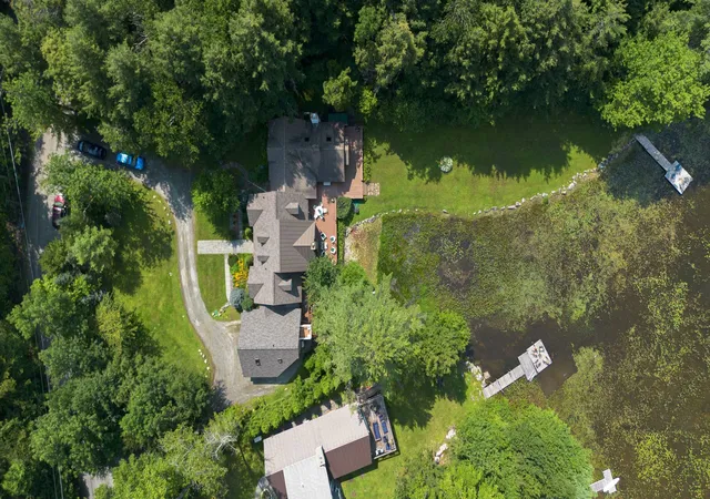 Photo 3 of Single family home for sale at 1189 Cole Pond Rd, Jamaica, VT 05343 | MLS# 5108207 | Listing updated on 2026-09-04
