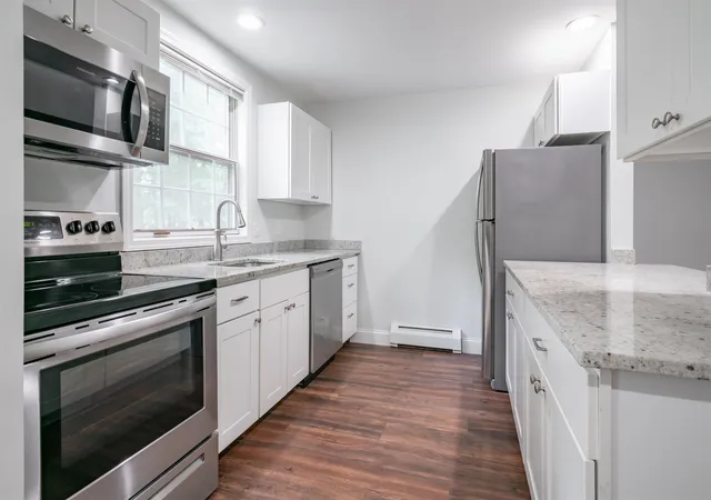 Photo 4 of Townhouse for sale at 1465 Hooksett Rd #52, Hooksett, NH 03106 | MLS# 5108208 | Listing updated on 2026-09-19