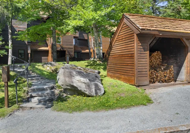 Photo 2 of Condo for sale at 112 High Ridge Rd #D8, Killington, VT 05751 | MLS# 5108209 | Listing updated on 2026-09-17