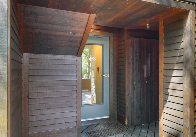 Photo 3 of Condo for sale at 112 High Ridge Rd #D8, Killington, VT 05751 | MLS# 5108209 | Listing updated on 2026-09-17