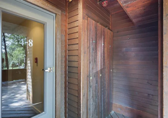 Photo 4 of Condo for sale at 112 High Ridge Rd #D8, Killington, VT 05751 | MLS# 5108209 | Listing updated on 2026-09-17