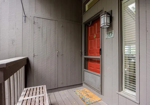 Photo 2 of Townhouse for sale at 443 Alden Partridge Rd #3D, Quechee, VT 05059 | MLS# 5108219 | Listing updated on 2026-09-09