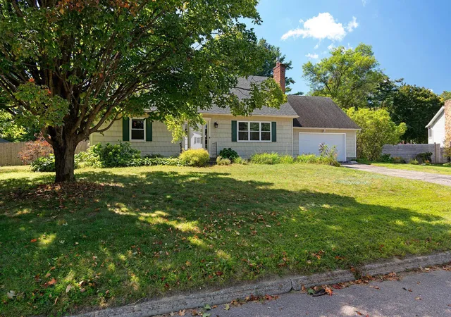 Photo 1 of Single family home for sale at 57 Lindale Dr, Colchester, VT 05446 | MLS# 5108220 | Listing updated on 2026-09-14