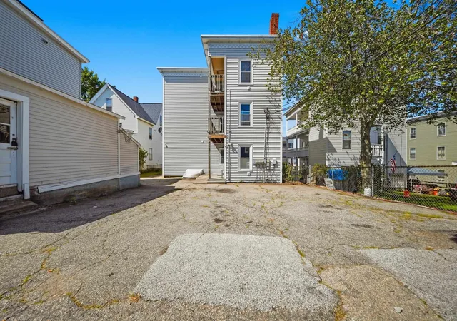 Photo 3 of Sale Pending at 551 Montgomery St, Manchester, NH 03102 | MLS# 5108222 | Listing updated on 2026-09-09