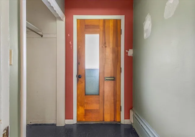 Photo 3 of Single family home for sale at 184 Prospect Pkwy, Burlington, VT 05401 | MLS# 5108227 | Listing updated on 2026-09-08