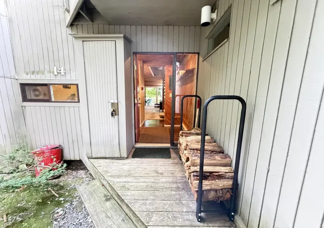 Photo 2 of Condo for sale at 72 Traiside Dr #14, Warren, VT 05674 | MLS# 5108232 | Listing updated on 2026-09-10