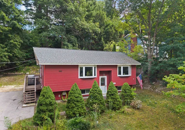 Photo 1 of Sale Pending at 169 Weston Rd, Manchester, NH 03103 | MLS# 5108255 | Listing updated on 2026-09-07