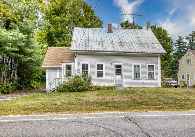Photo 1 of Single family home for sale at 92 Moultonville Rd, Center Ossipee, NH 03814 | MLS# 5108260 | Listing updated on 2026-09-04