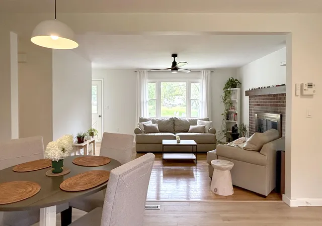 Photo 2 of Single family home for sale at 5 Swanage Ct, Middlebury, VT 05753 | MLS# 5108261 | Listing updated on 2026-09-09