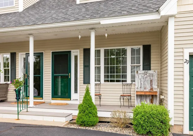 Photo 2 of Townhouse for sale at 29 Locksley Ln, Raymond, NH 03077 | MLS# 5108264 | Listing updated on 2026-09-17