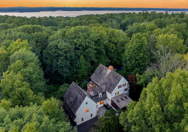 Photo 1 of Mansion for sale at 60 Tidewater Farm Rd, Greenland, NH 03840 | MLS# 5108265 | Listing updated on 2026-09-11
