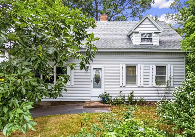 Photo 1 of Sale Pending at 313 Portland St, Berwick, ME 03901 | MLS# 5108268 | Listing updated on 2026-09-09
