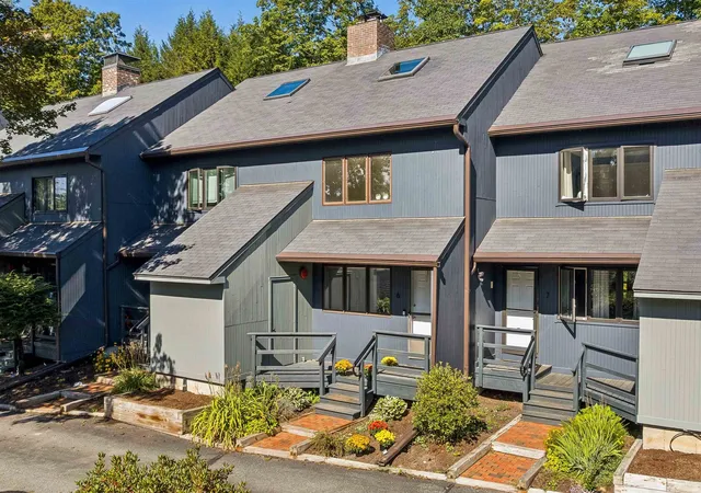 Photo 1 of Townhouse for sale at 6 College Hl Rd #6, Hanover, NH 03755 | MLS# 5108282 | Listing updated on 2026-09-14
