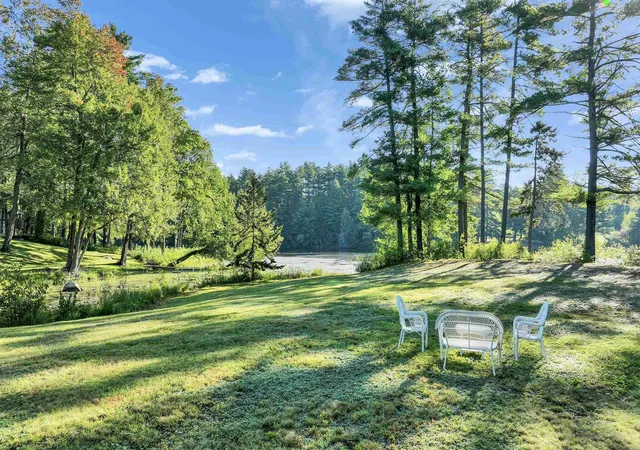 Photo 3 of Single family home for sale at 20 Ridgecrest Rd, Jaffrey, NH 03452 | MLS# 5108287 | Listing updated on 2026-09-04