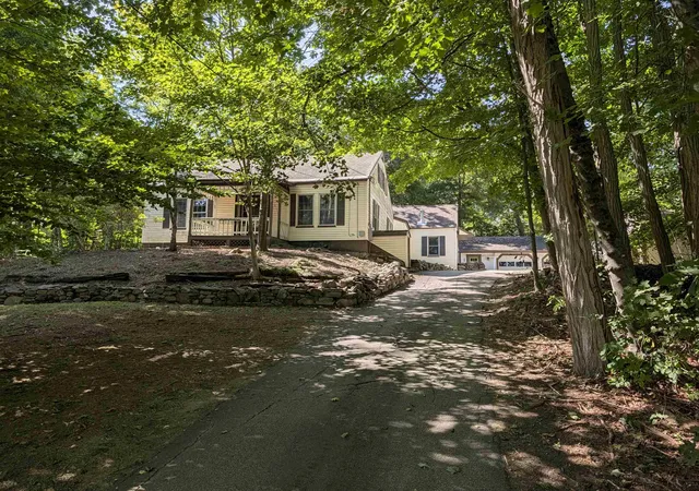 Photo 2 of Single family home for sale at 469 N State St, Concord, NH 03301 | MLS# 5108312 | Listing updated on 2026-09-08
