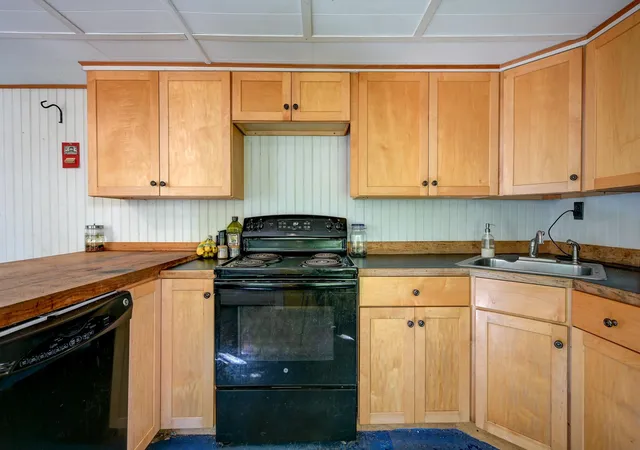 Photo 4 of Single family home for sale at 110 Eastman Hl Rd, Lovell, ME 04051 | MLS# 5108313 | Listing updated on 2026-09-04