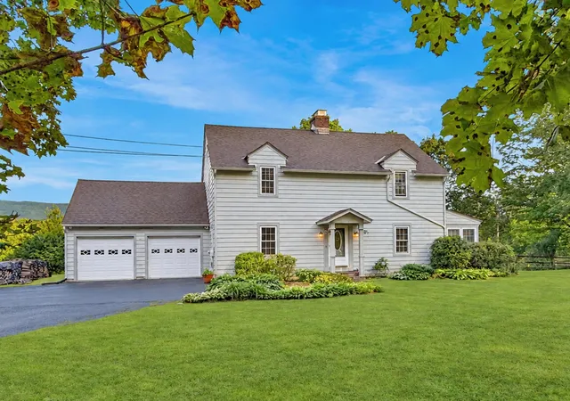 Photo 2 of Single family home for sale at 436 Matteson Rd, North Bennington, VT 05257 | MLS# 5108314 | Listing updated on 2026-09-18