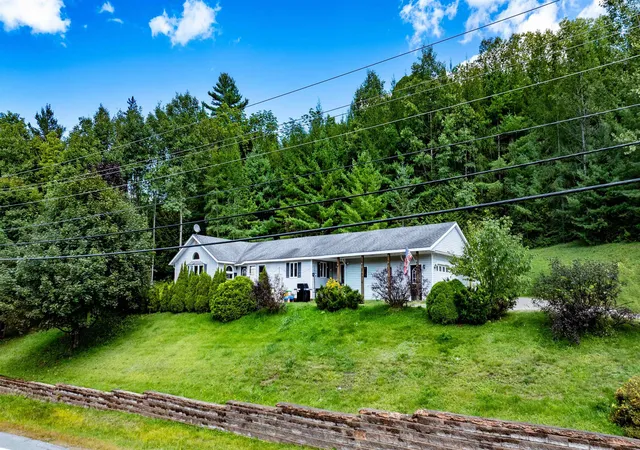 Photo 4 of Single family home for sale at 3433 Glover St, Glover, VT 05839 | MLS# 5108316 | Listing updated on 2026-09-04
