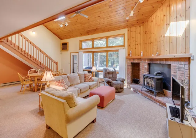 Photo 3 of Townhouse for sale at 27 Riverfront Dr #Unit 265, Woodstock, NH 03262 | MLS# 5108325 | Listing updated on 2026-09-06