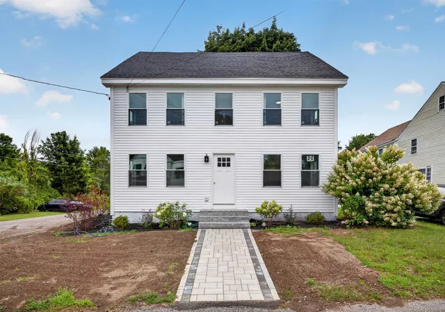 Photo 1 of Single family home for sale at 7 Depot Rd, East Kingston, NH 03827 | MLS# 5108330 | Listing updated on 2026-09-17
