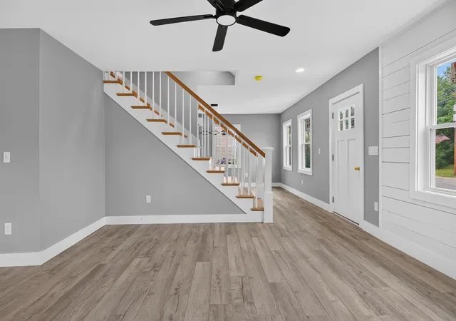 Photo 4 of Single family home for sale at 7 Depot Rd, East Kingston, NH 03827 | MLS# 5108330 | Listing updated on 2026-09-17