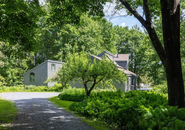 Single family home for sale at 777 Mount Philo Rd, Shelburne, VT 05482 | MLS# 5108338