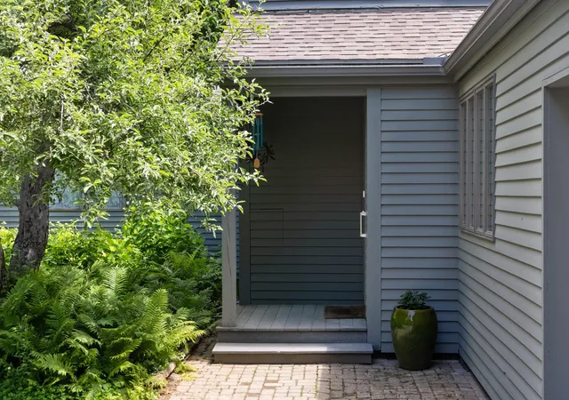 Photo 3 of Single family home for sale at 777 Mount Philo Rd, Shelburne, VT 05482 | MLS# 5108338 | Listing updated on 2026-09-06