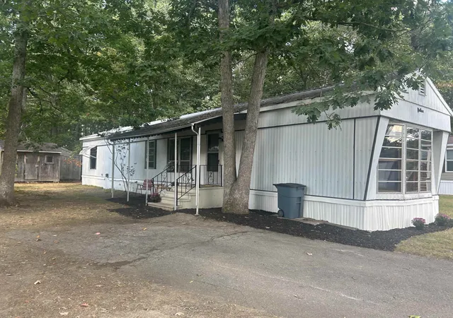 Photo 1 of Manufactured home for sale at 135 Pineland Park Rd, Milton, NH 03851 | MLS# 5108343 | Listing updated on 2026-09-04